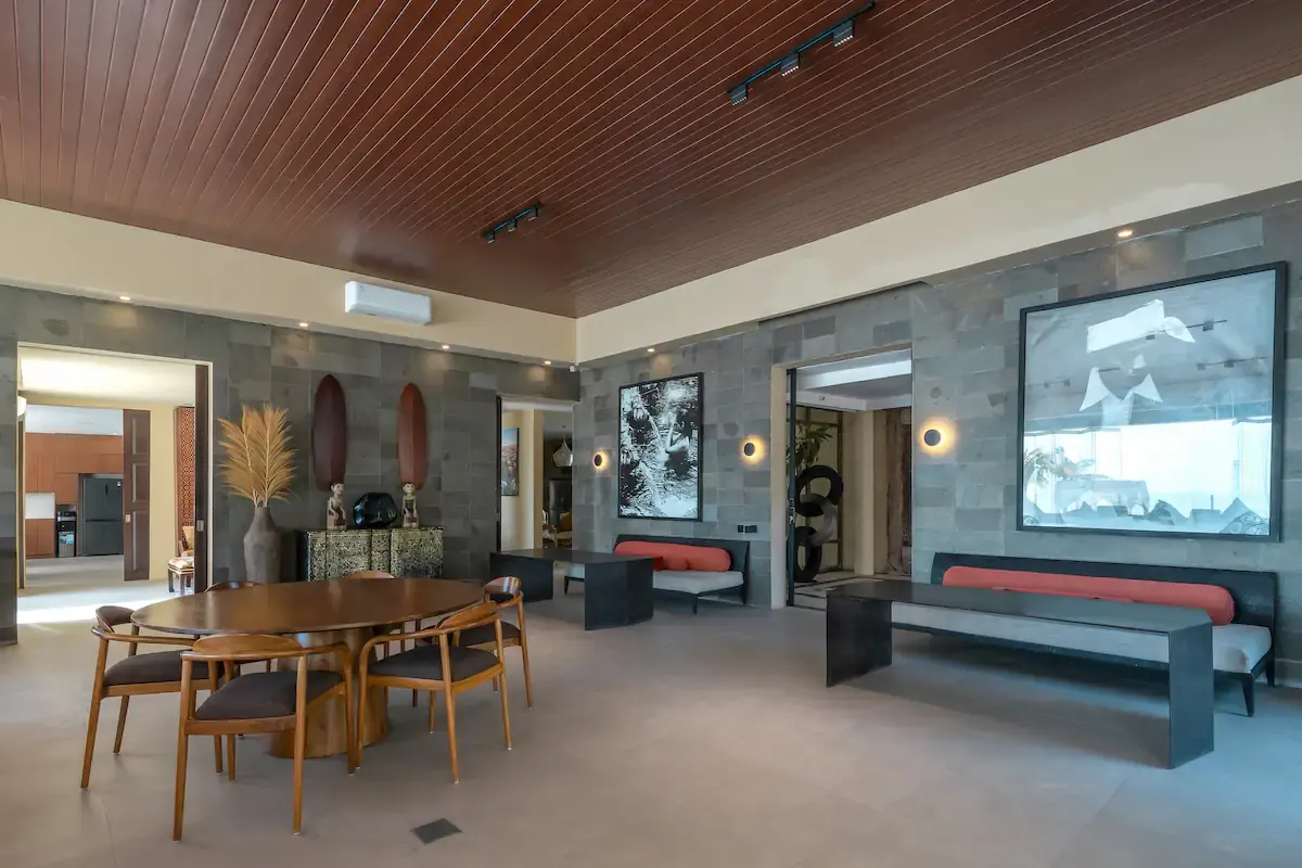 8 BR Infinity-Pool Cinema Estate Uluwatu — 8BR Estate Rental in Uluwatu — image 12