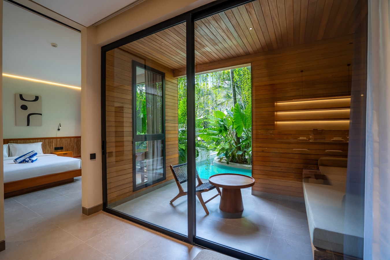 Deluxe 1BR Suite with Pool Access in Ubud Center in Ubud, Bali — image 15
