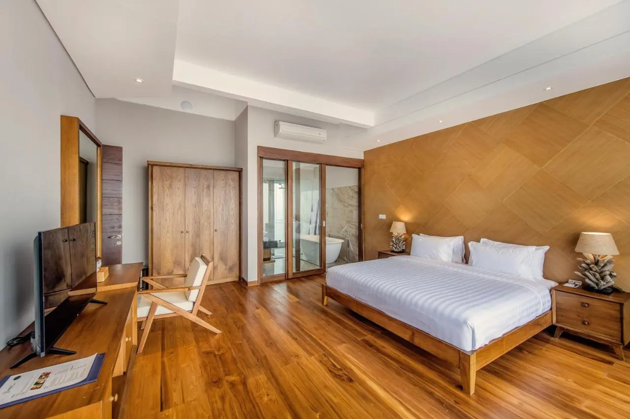 3 BR Hilltop Pool Villa Nusa Dua — 3BR Villa Rental in Nusa Dua — image 14
