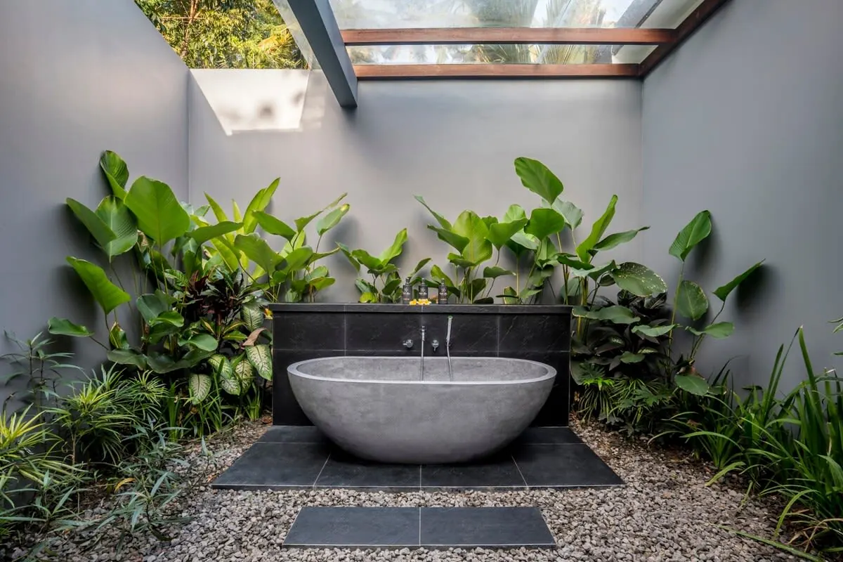 6 BR Jungle Industrial Retreat Ubud — 6BR Villa Rental in Ubud — image 3