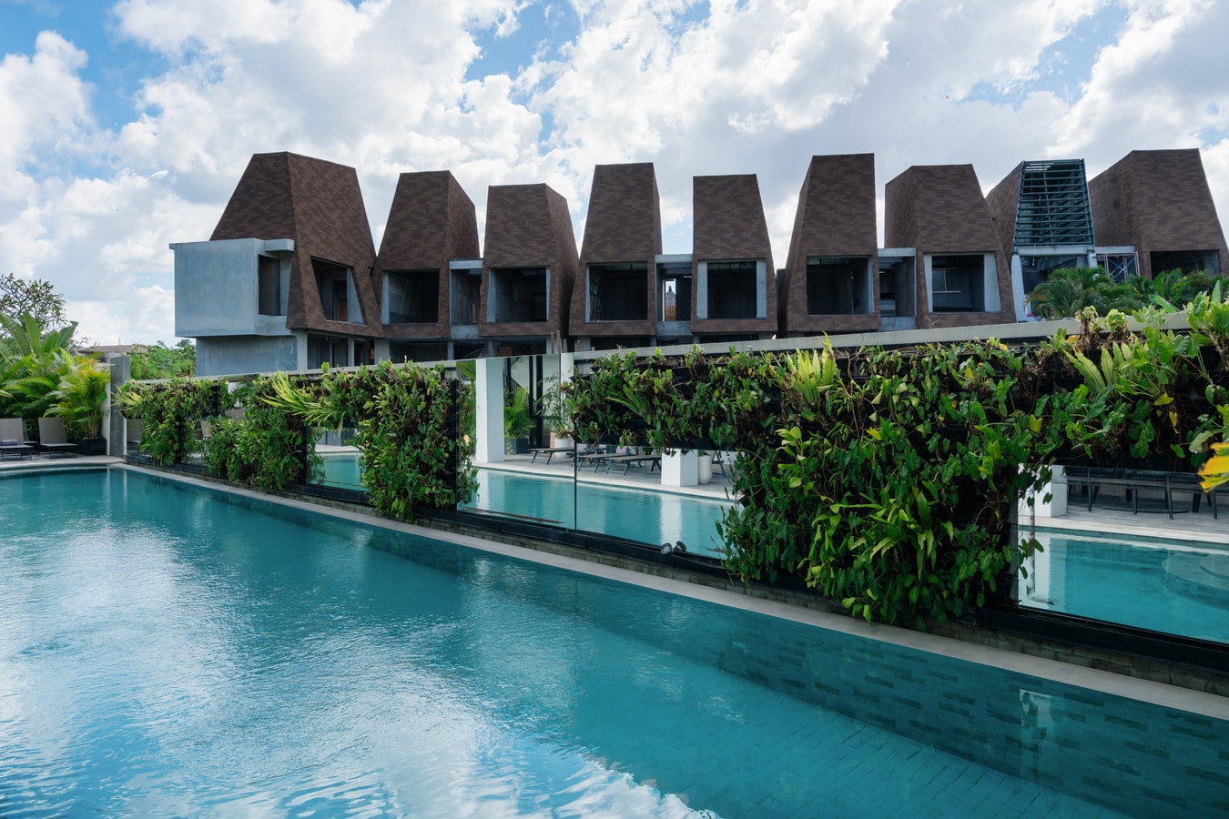 SB 412 - 1BR Suite with Balcony and Pool, Canggu - Canggu, Bali — image 9
