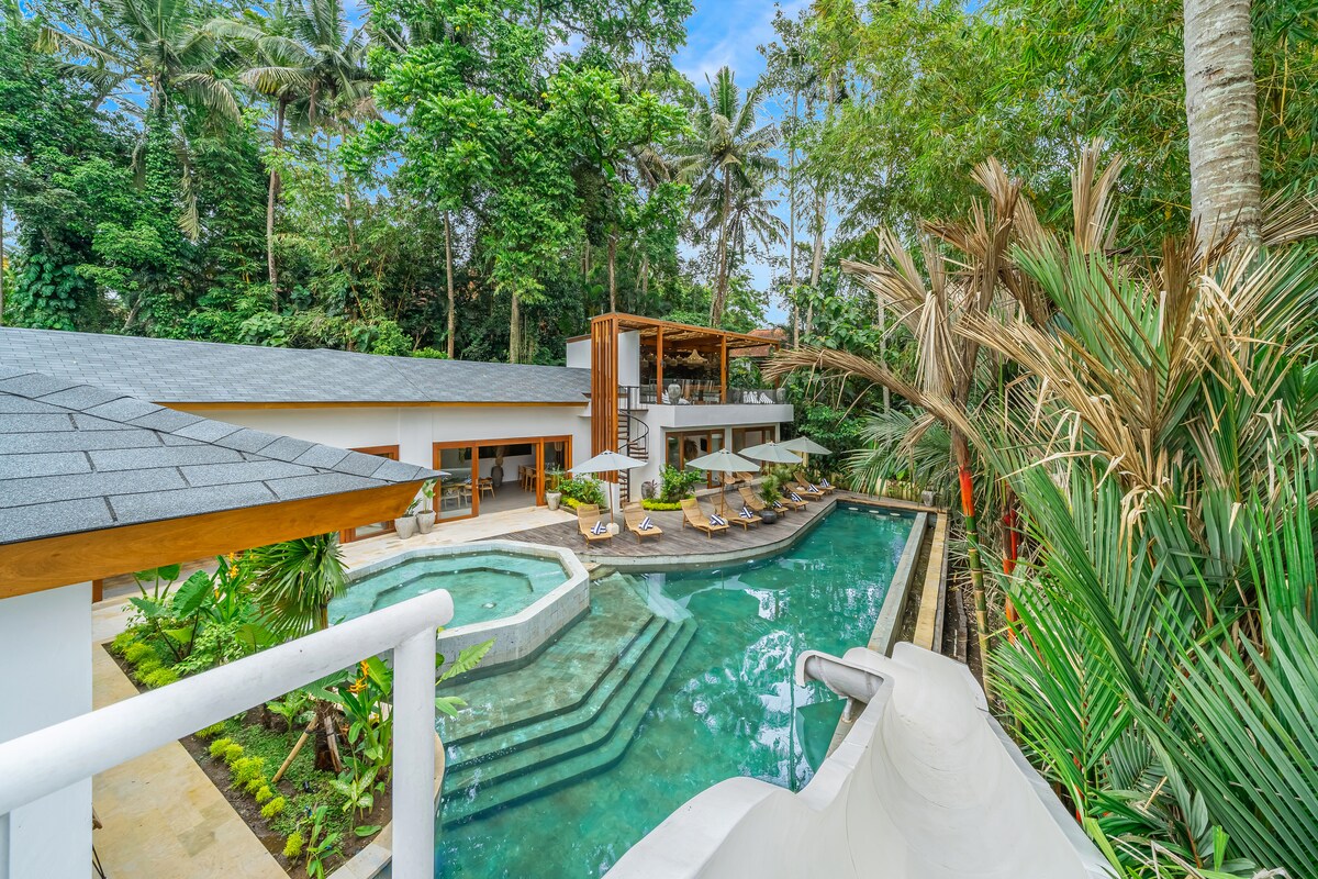 Jungle Oasis — 4BR Villa Rental in Ubud — image 3