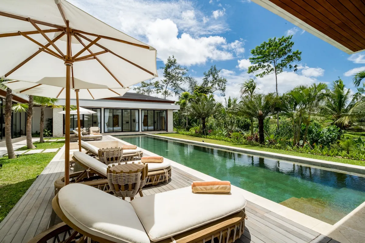 12 BR Padel Tropical-Modern Estate Ubud — 12BR Estate Rental in Ubud — image 2