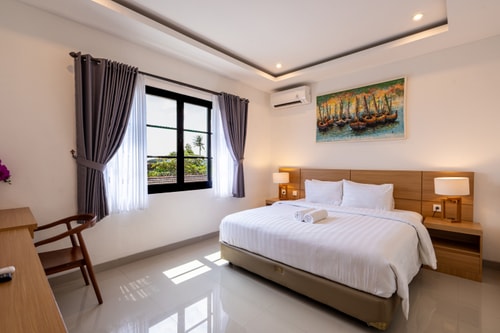 Apartemen Central Berawa 1BR, Dekat Pantai & Kafe - Canggu, Bali — image 1
