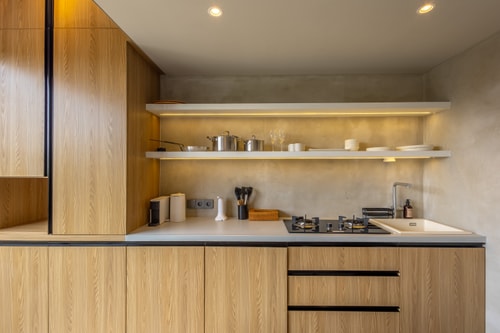 Sleek Ubud 1BR Loft near Palace & Ridge Walk - Ubud, Bali — image 6