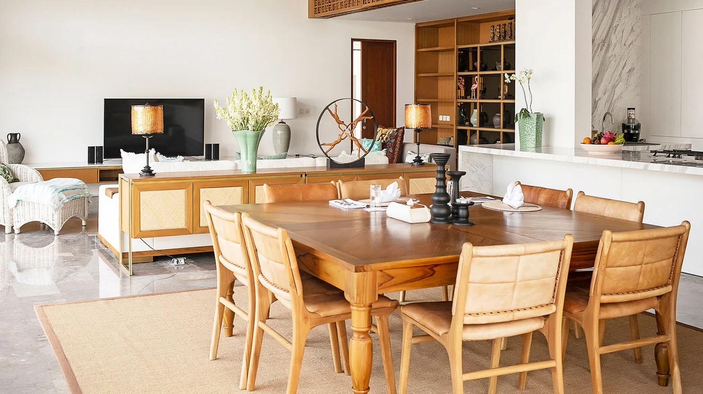 5-Bedroom Luxury Villa in Canggu – Modern Chic Meets Tropical Ease — image 11