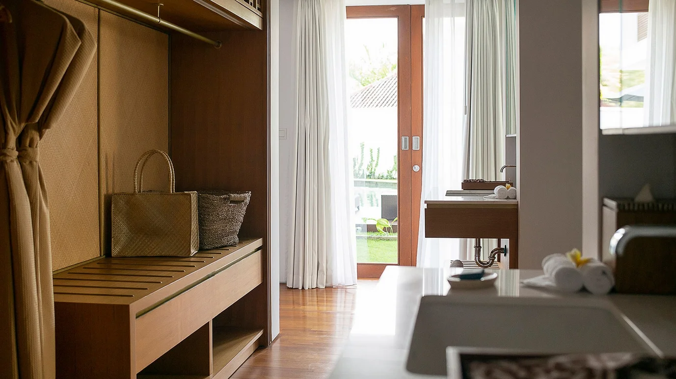5-Bedroom Luxury Villa in Canggu – Modern Chic Meets Tropical Ease — image 10