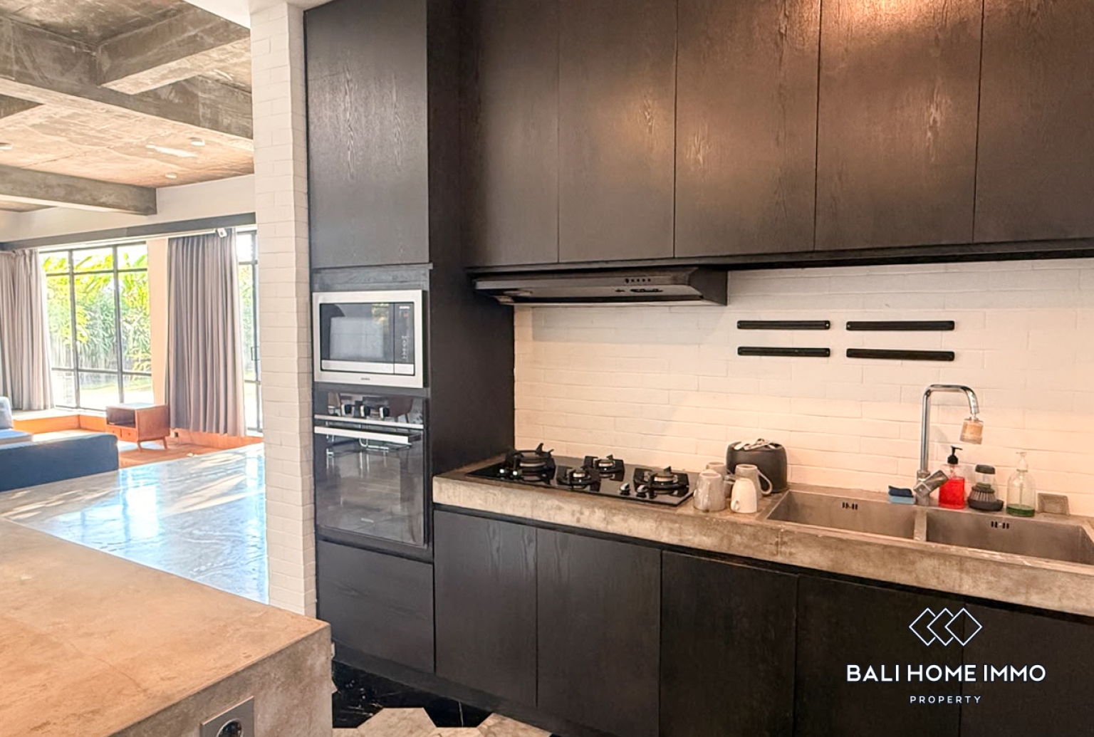 5 Bedroom Family Villa for Rent in Canggu Residential Side — image 5