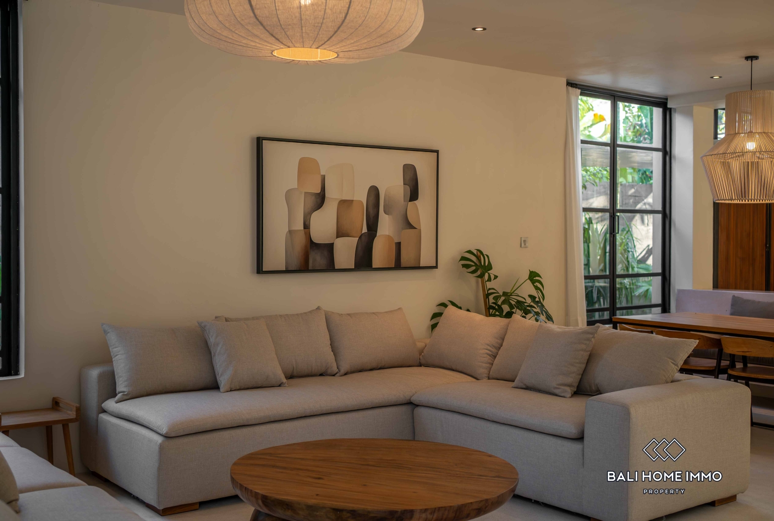 5 bedroom Family Villa with garden for yearly rental in Berawa — image 3