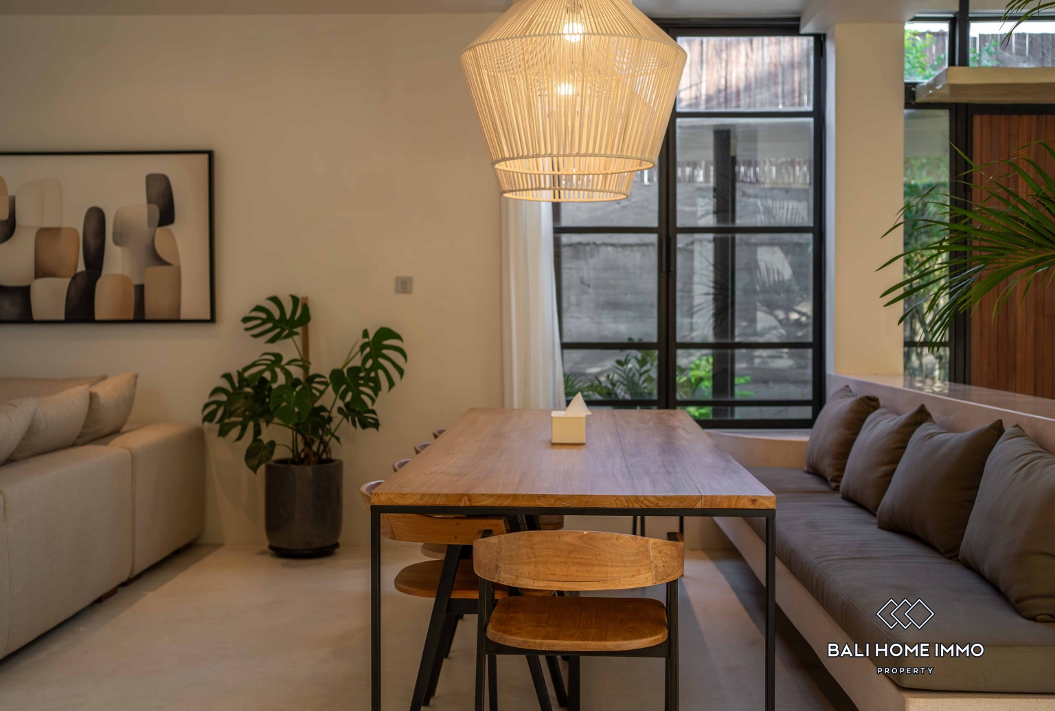 5 bedroom Family Villa with garden for yearly rental in Berawa — image 5