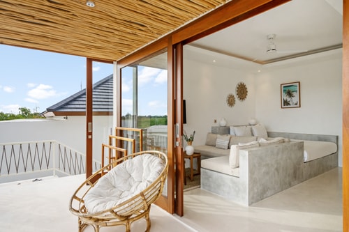 Refined 1BR Canggu | Balkon Sunset Estetik - Canggu, Bali — image 14