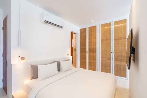 Chic 1BR Apartment near Pererenan Beach - Pool Balcony - Canggu, Bali — image 6