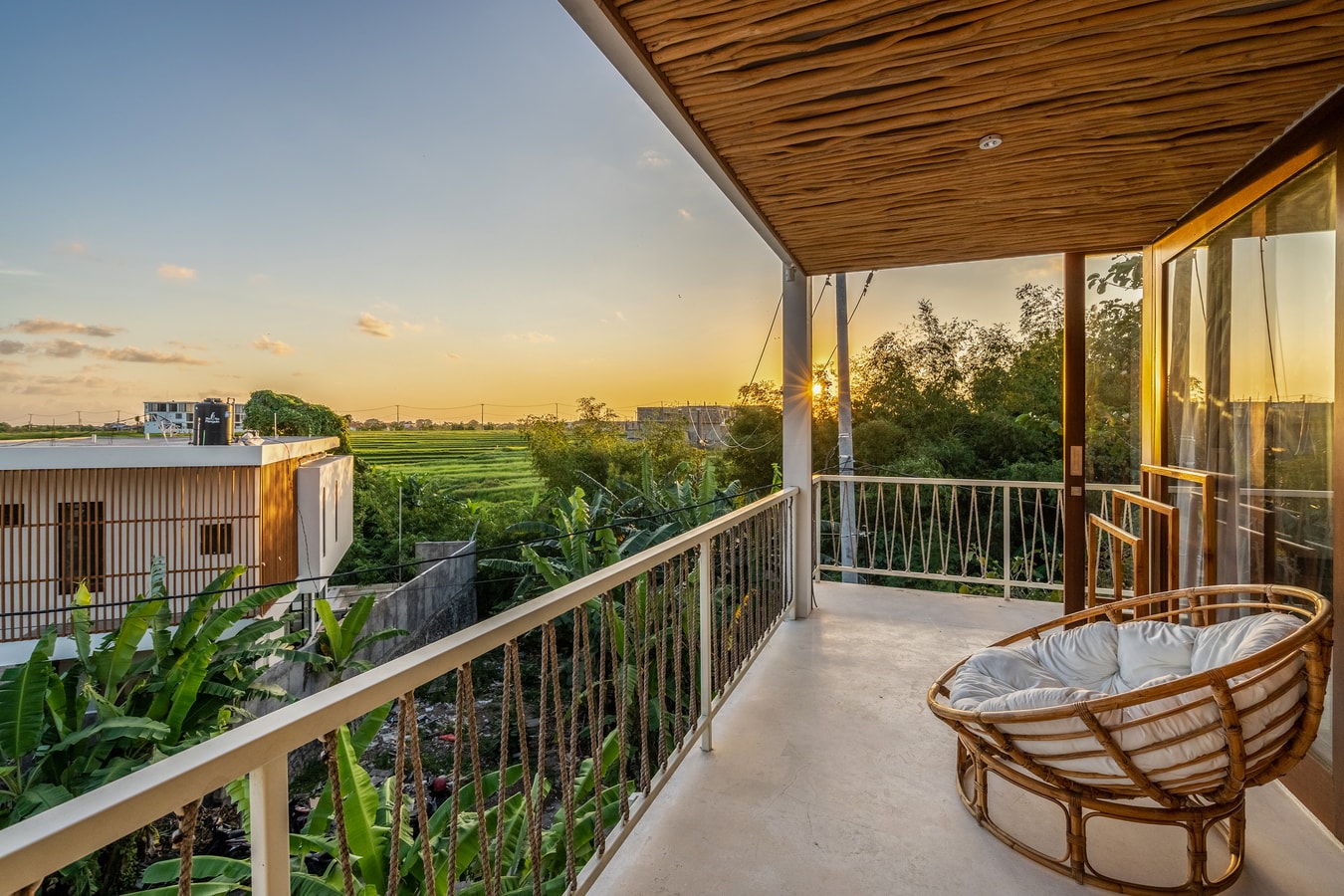 1BR Balkon Sunset Canggu Apart | Dekat Kafe - Canggu, Bali — image 7