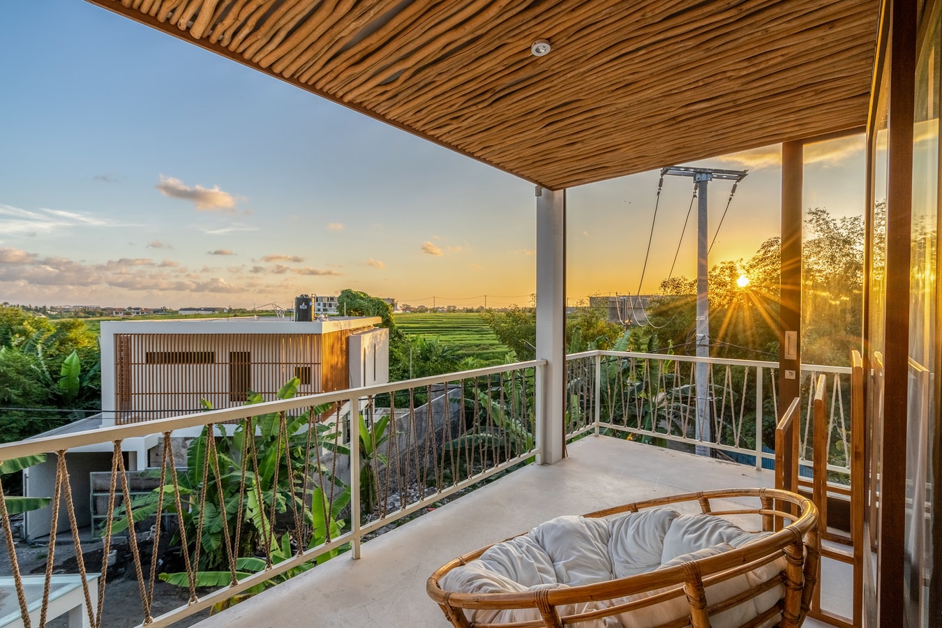 1BR Balkon Sunset Canggu Apart | Dekat Kafe - Canggu, Bali — image 19