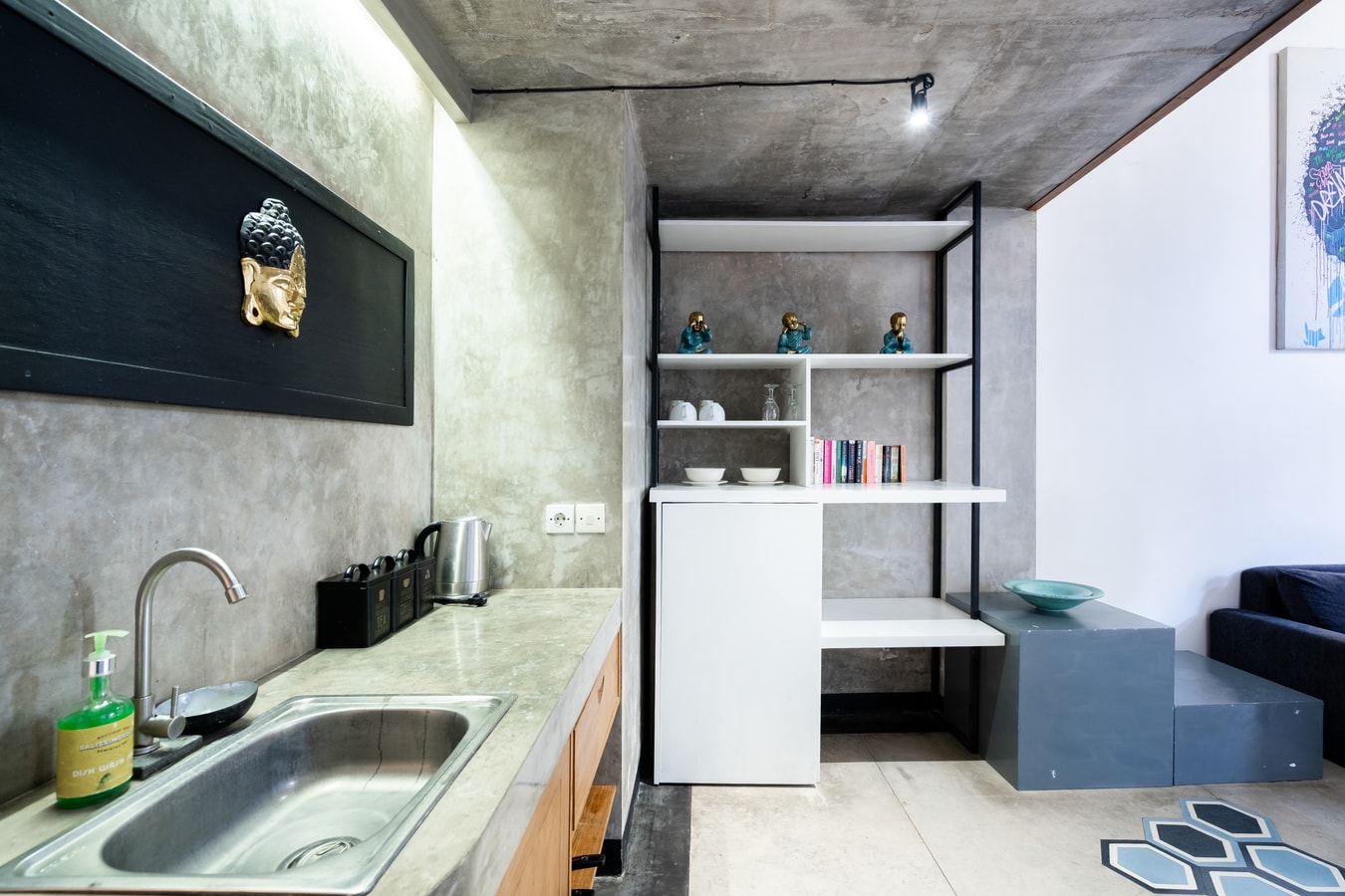 1BR Loft in Central Seminyak - Swimming Pool, Near the Beach - Seminyak, Bali — image 5