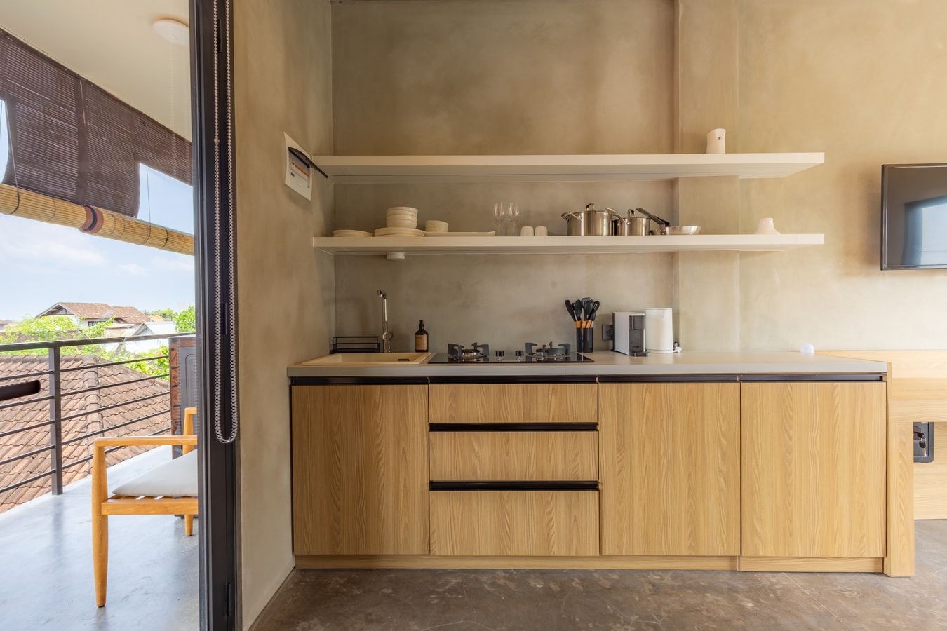 Stylish 1BR Studio | Near Ubud Market & Palace - Ubud, Bali — image 5