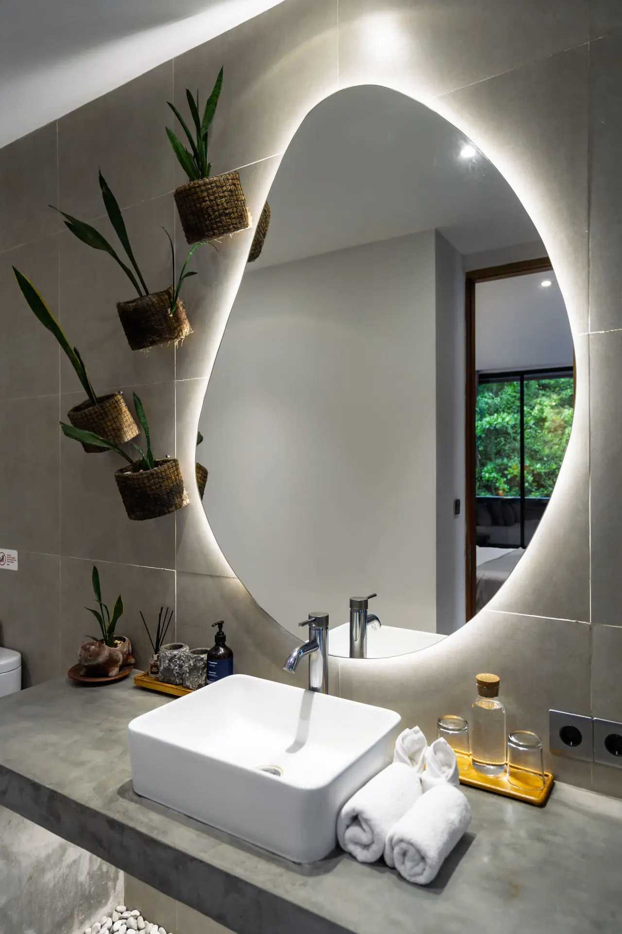 6 BR Jungle Pool Retreat Ubud — 6BR Villa Rental in Ubud — image 11