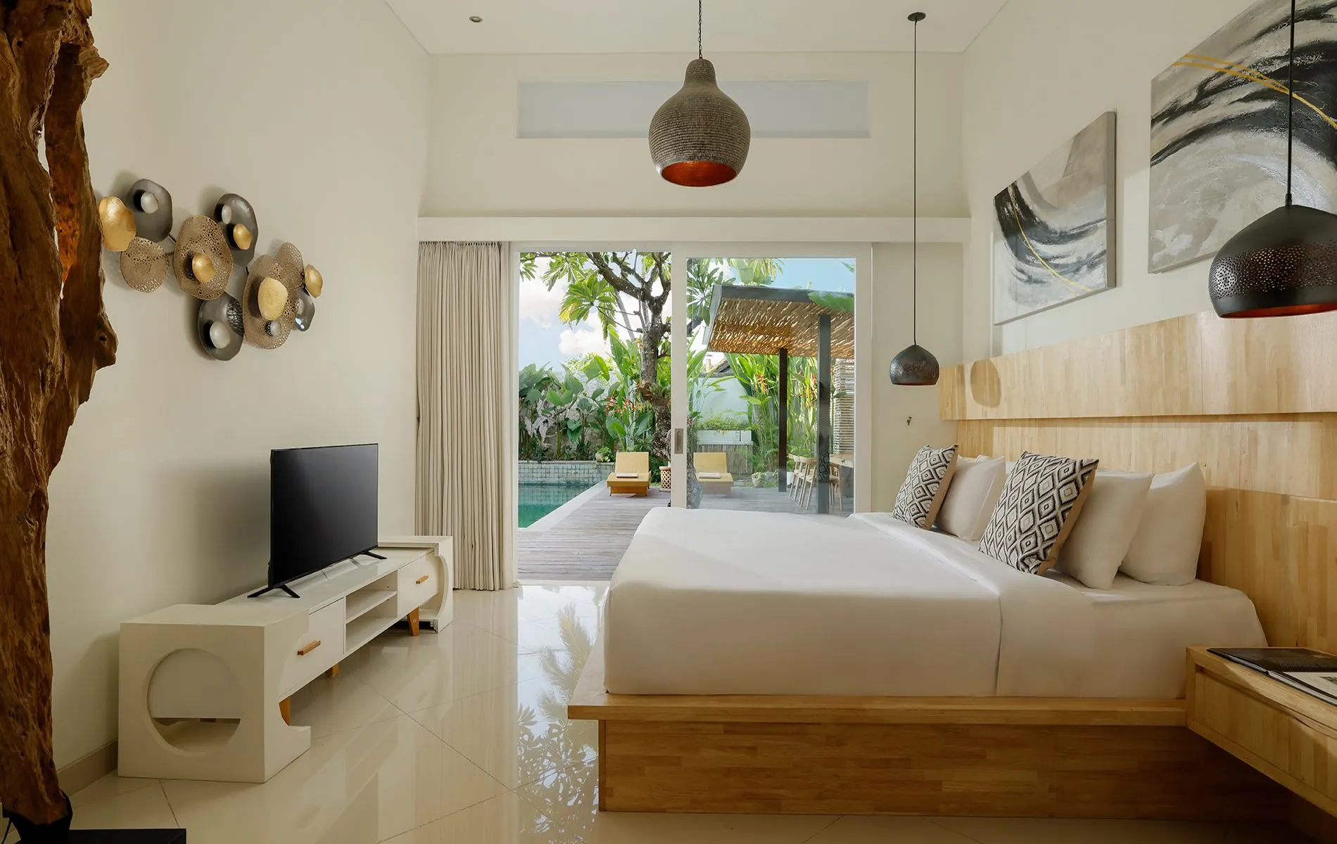 3 BR Tropical-Modern Courtyard Villa Sanur — 3BR Villa Rental in Sanur — image 7