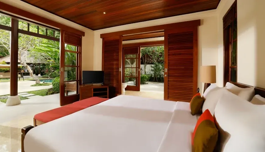 4 BR Tropical Garden Balinese Villa Jimbaran — 4BR Villa Rental in Jimbaran — image 8
