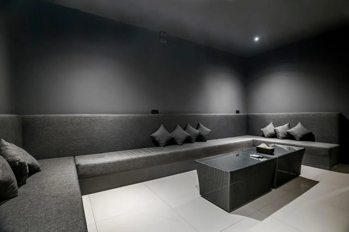 6 BR Tropical Garden Pool Villa Seminyak — 6BR Villa Rental in Seminyak — image 10