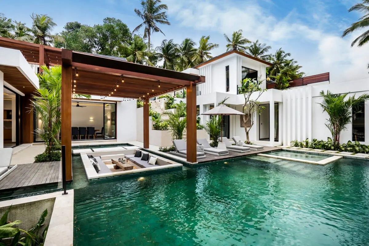 6 BR Riverside Infinity-Pool Villa Ubud — 6BR Villa Rental in Ubud — image 4