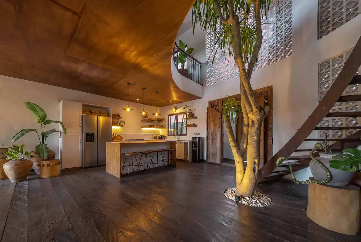 6 BR Tropical Garden Family Villa Canggu — 6BR Villa Rental in Canggu — image 15