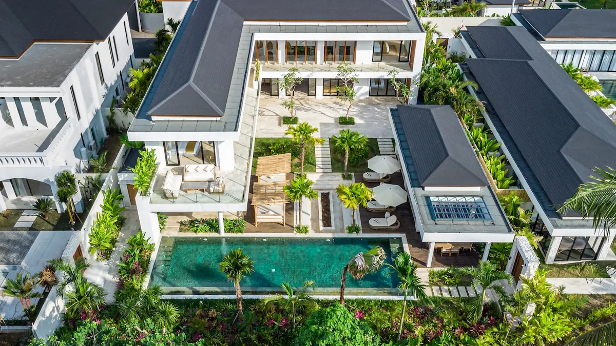 12 BR Padel Tropical-Modern Estate Ubud — 12BR Estate Rental in Ubud — image 18