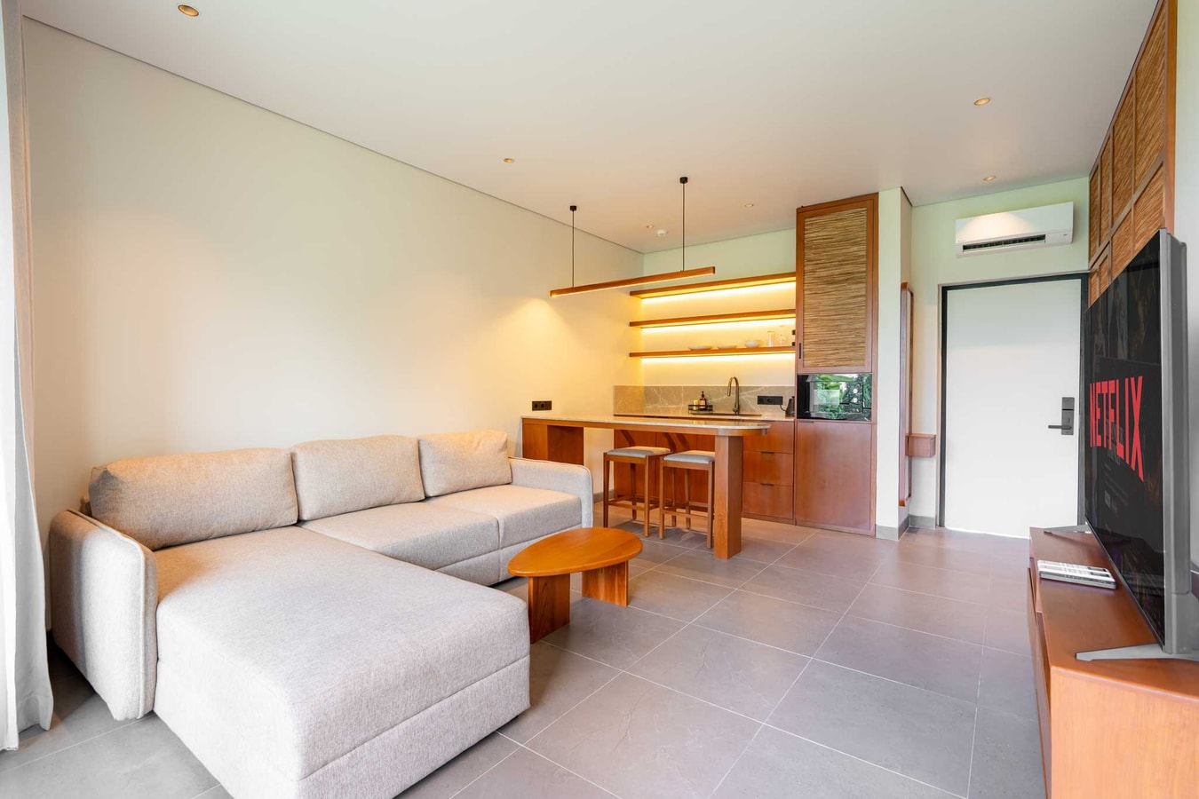 Novo 3.3 - Studio with Jungle View Balcony, Ubud in Ubud, Bali — image 3