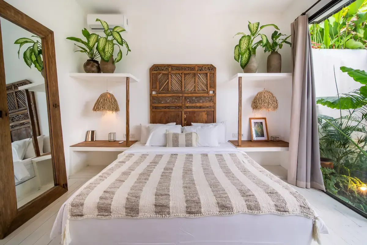 6 BR Group Open-Air Retreat Canggu — 6BR Villa Rental in Canggu — image 8