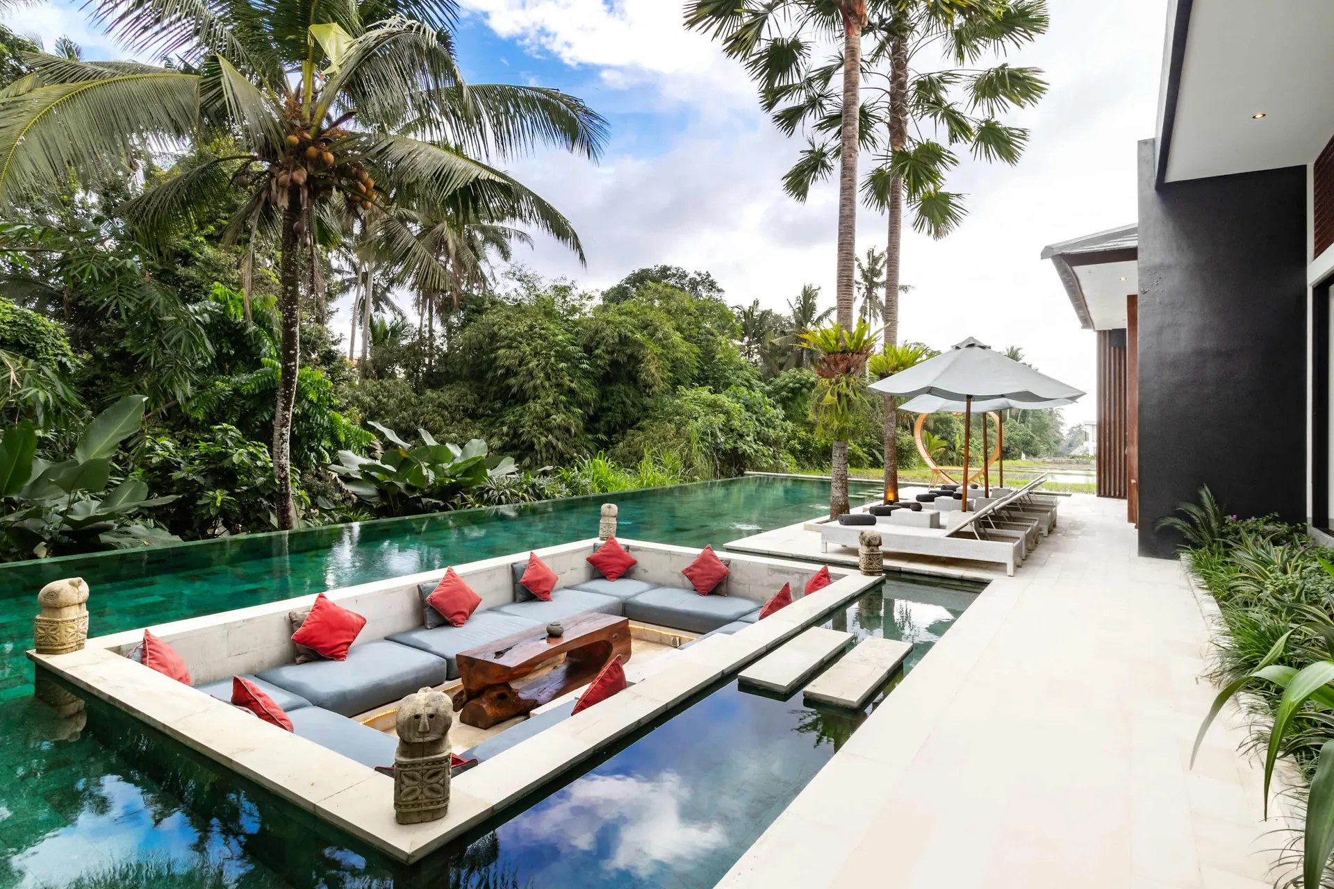 4 BR Designer Tropical-Modern Villa Ubud — 4BR Villa Rental in Ubud — image 4