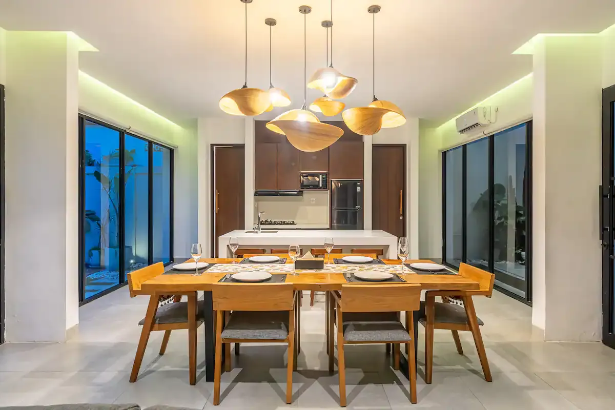 3 BR Walk-to-Beach Tropical-Modern Villa Canggu — 3BR Villa Rental in Canggu — image 4