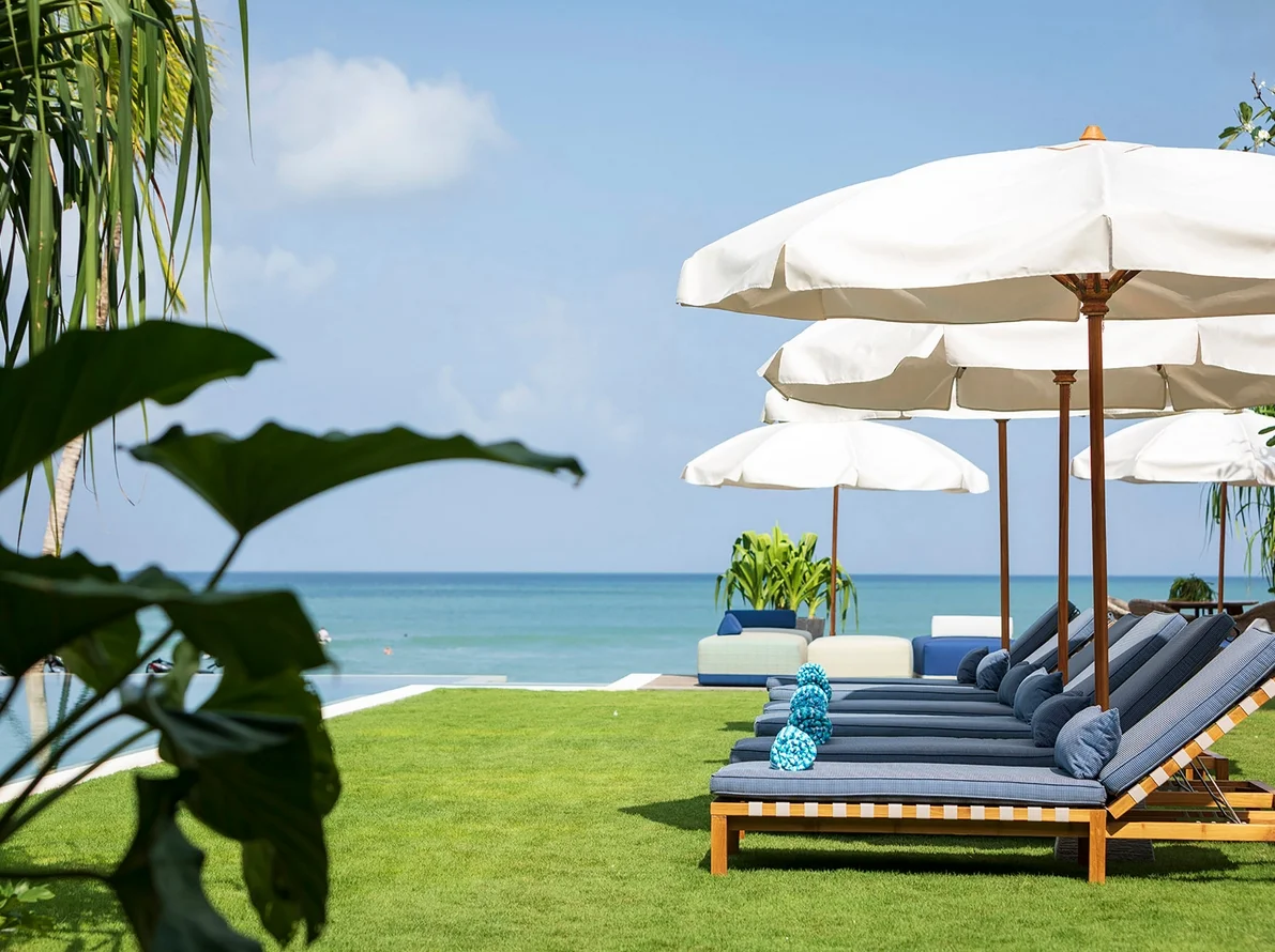 6-Bedroom Beachfront Villa in Seminyak – Private Spa, 27m Pool & Full Staff