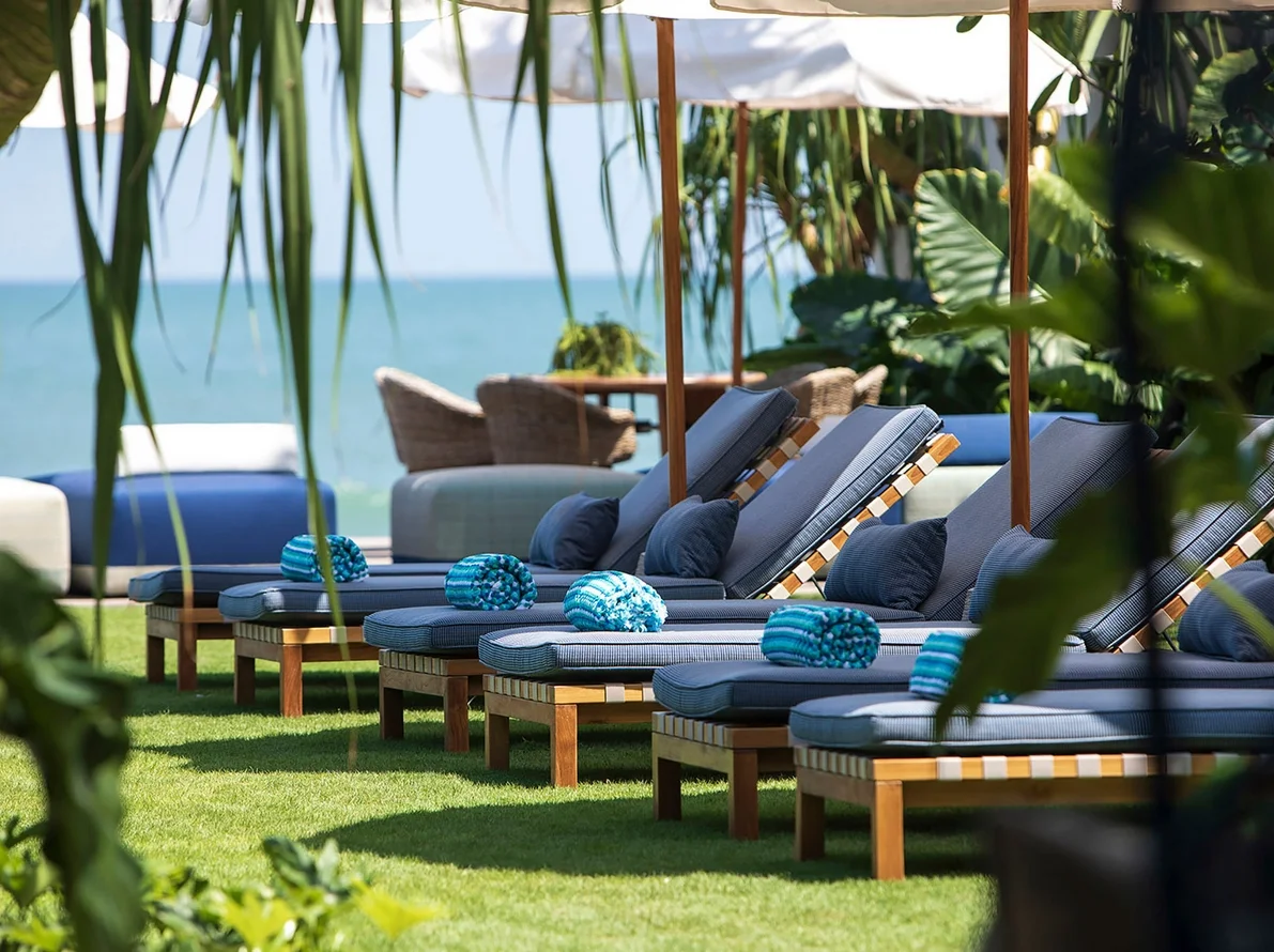 6-Bedroom Beachfront Villa in Seminyak – Private Spa, 27m Pool & Full Staff — image 8