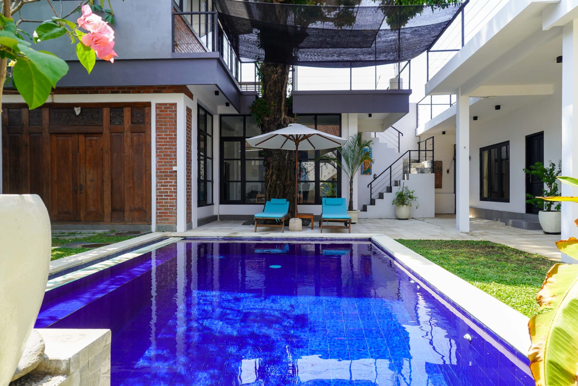 Spacious 6 Bedroom Family Villa with Private Pool for Yearly Rent in Umalas