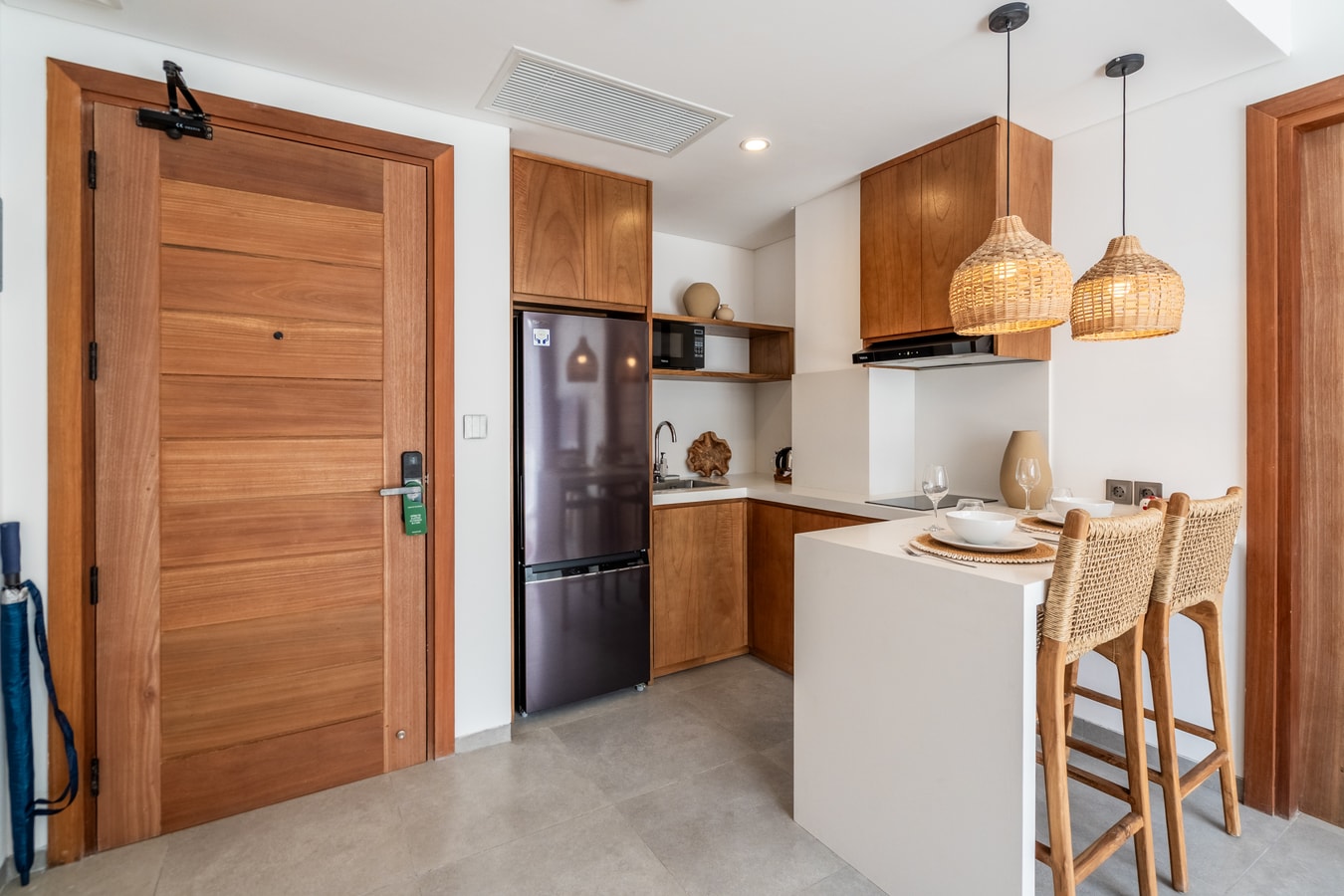 2BR Luxury Canggu | Rooftop Gym, Sauna & Pool in Canggu, Bali — image 9