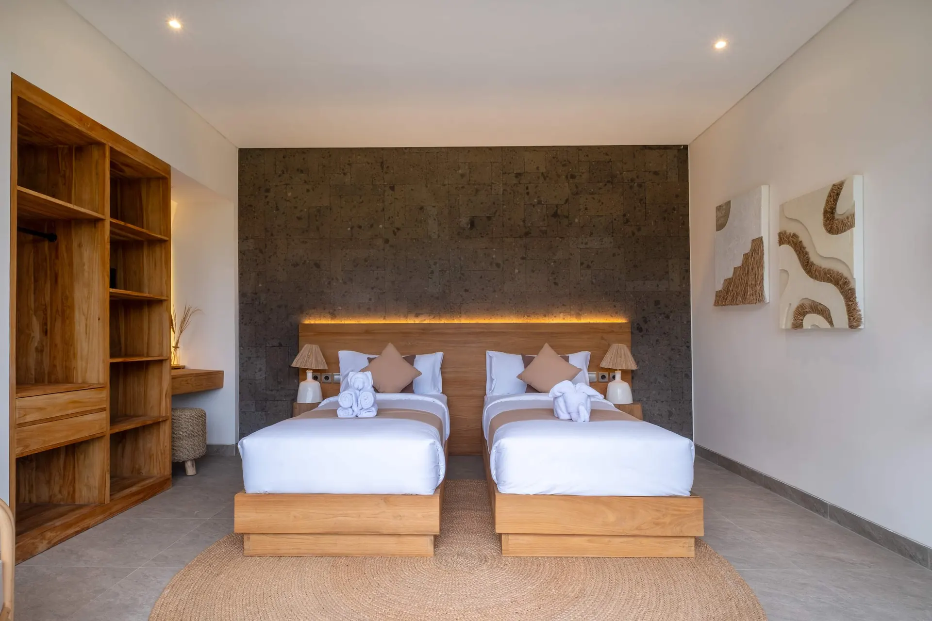 4 BR Glass Pavilion Retreat Ubud — 4BR Villa Rental in Ubud — image 15