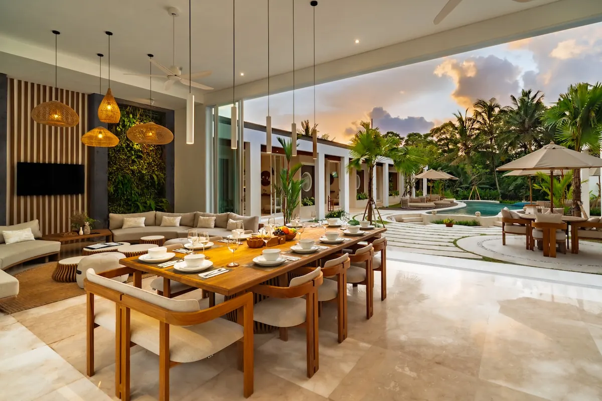 6 BR Tropical Garden Pool Retreat Ubud — 6BR Villa Rental in Ubud — image 8