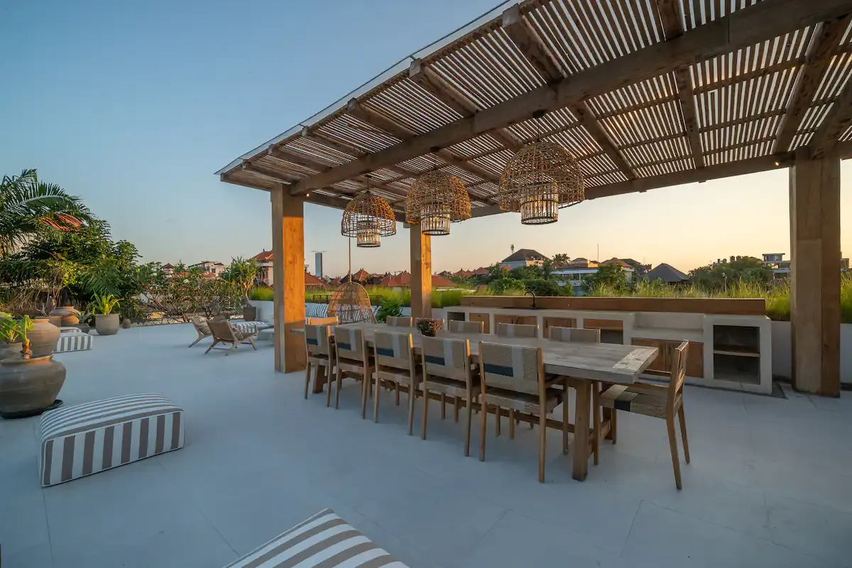 6 BR Bohemian Walk-to-Beach Villa Seminyak — 6BR Villa Rental in Seminyak — image 4