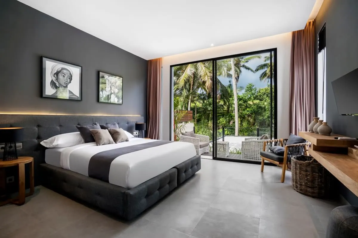 6 BR Riverside Infinity-Pool Villa Ubud — 6BR Villa Rental in Ubud — image 2