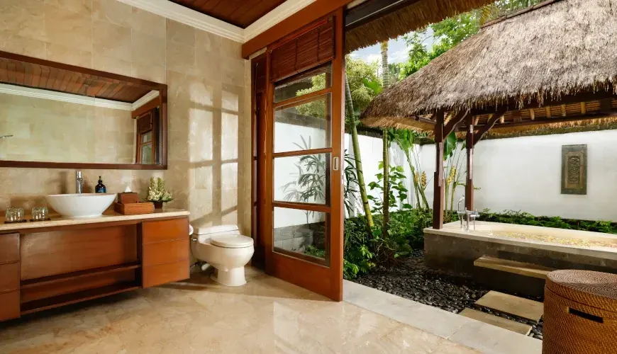 4 BR Tropical Garden Balinese Villa Jimbaran — 4BR Villa Rental in Jimbaran — image 9