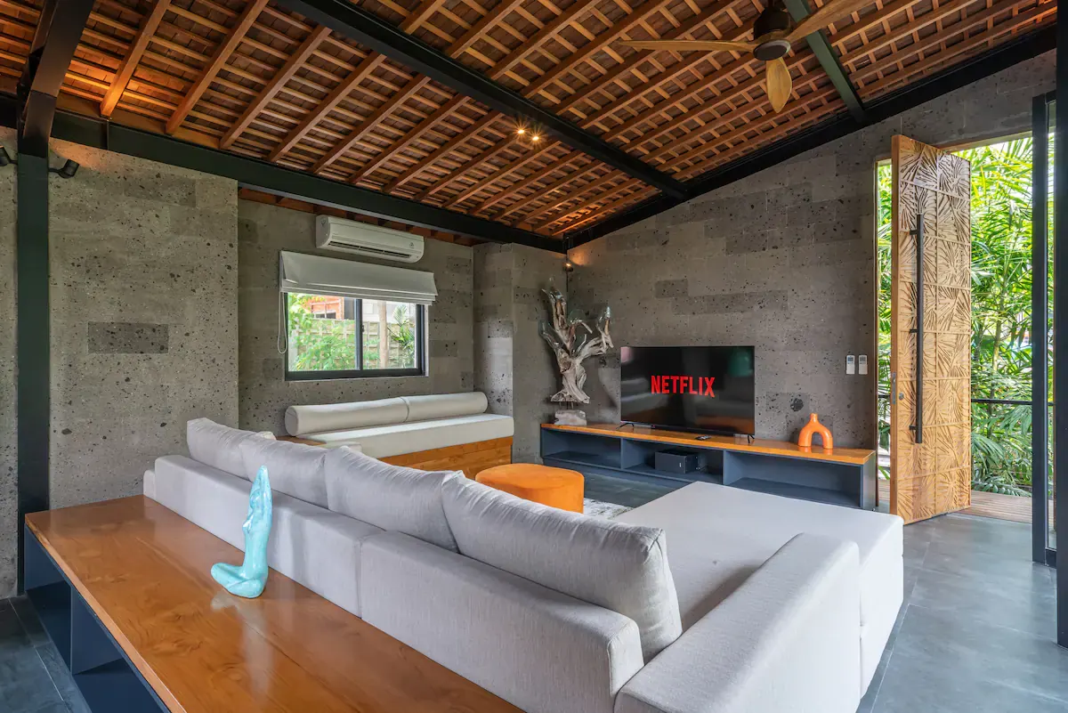 8 BR Wellness Walk-to-Beach Estate Canggu — 8BR Estate Rental in Pererenan — image 16