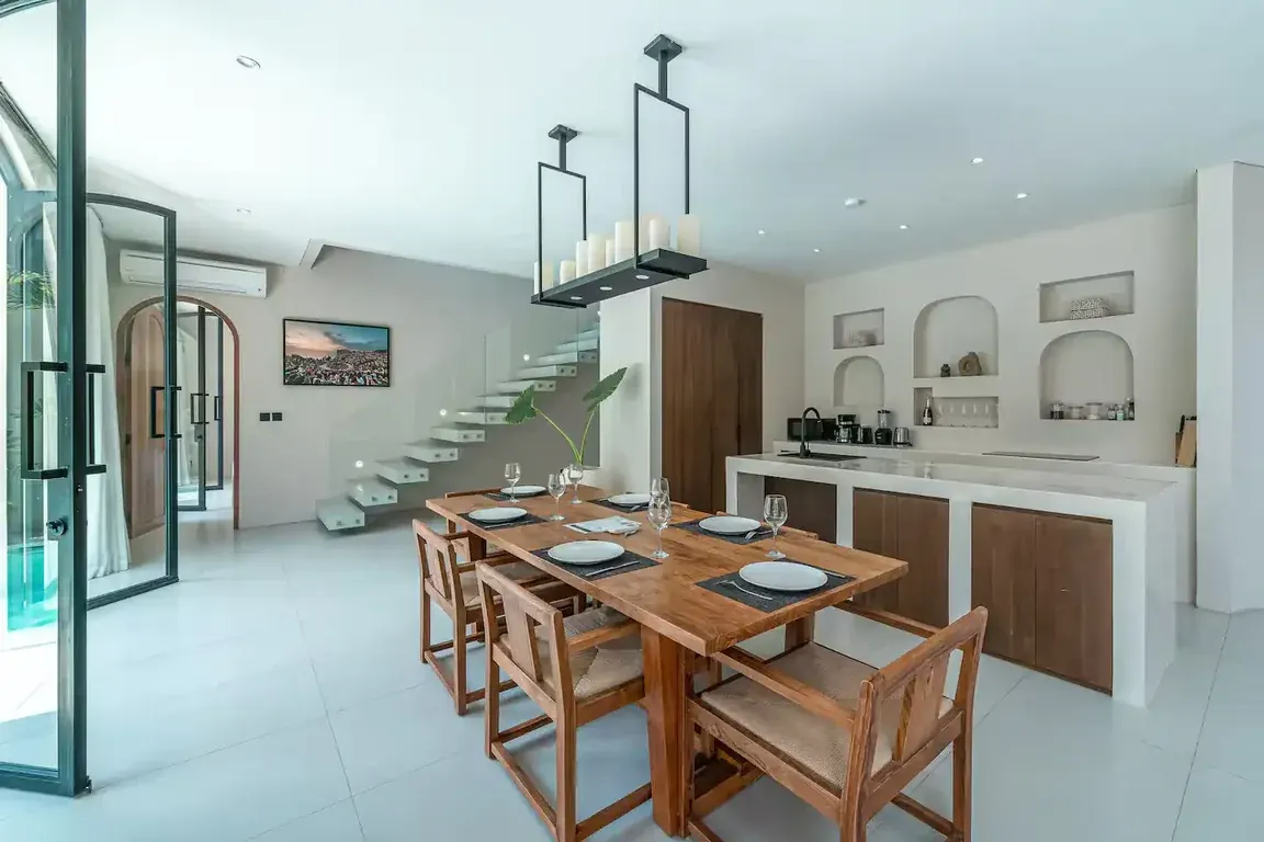 3 BR Beachfront Infinity-Pool Villa Uluwatu — 3BR Villa Rental in Uluwatu — image 9