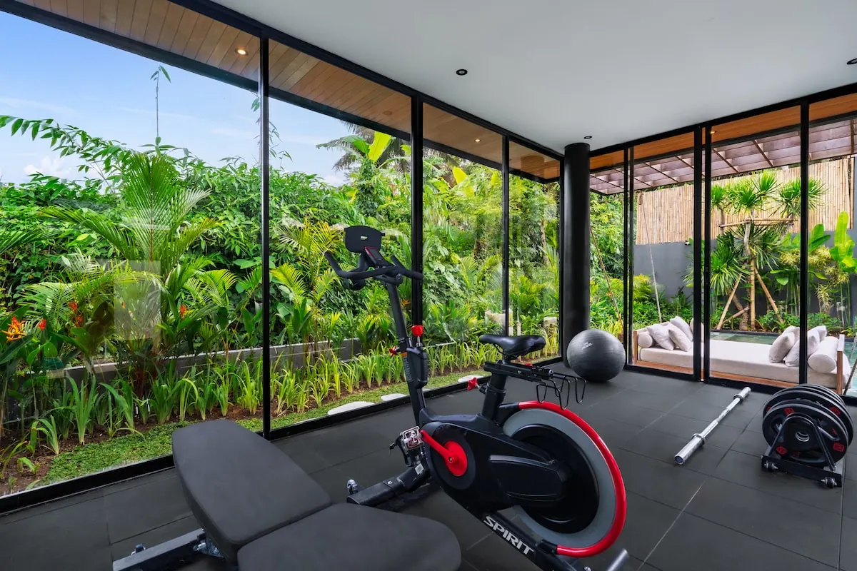 11 BR Tropical-Modern Rice-Field Estate Ubud — 11BR Estate Rental in Ubud — image 9