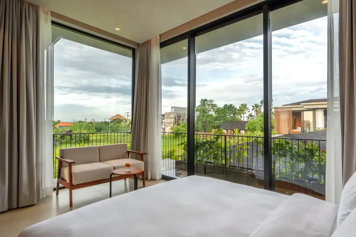 3 BR Tropical-Modern Pool Villa Canggu — 3BR Villa Rental in Canggu — image 11