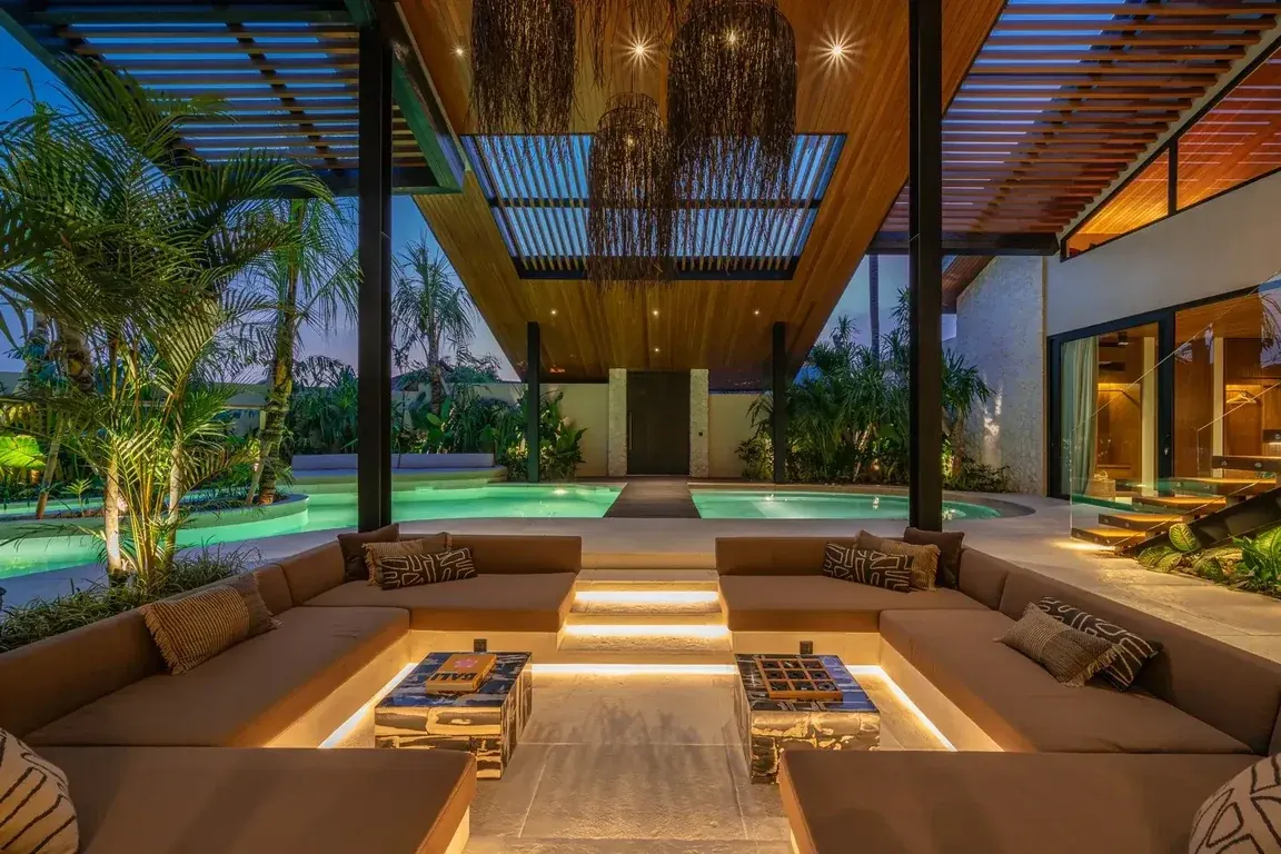 6 BR Modern Cinema Villa Canggu — 6BR Villa Rental in Canggu — image 12