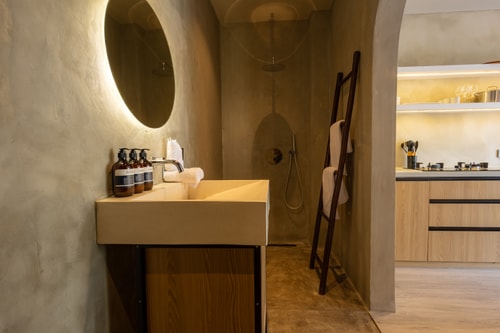 Sleek 1BR Studio with Pool | 10 Mins to Ridge Walk - Ubud, Bali — image 8