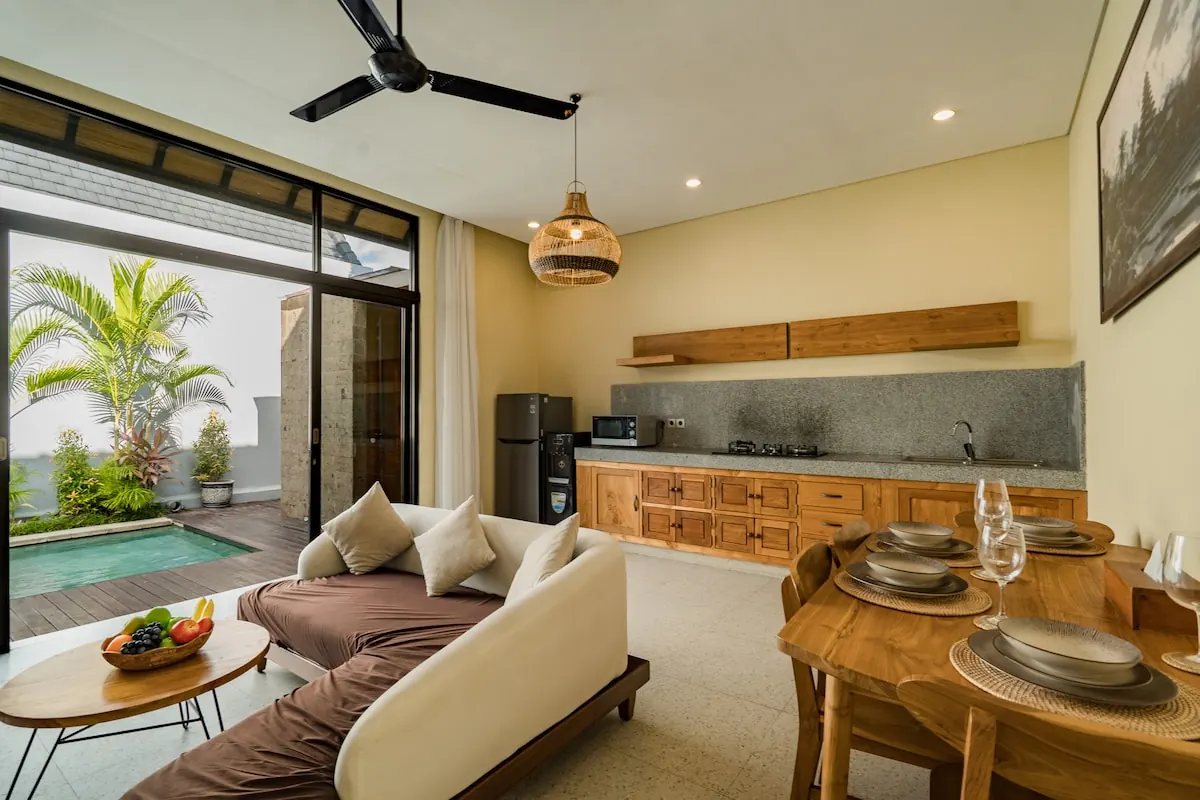 2 BR Courtyard Pool Villa Ubud — 2BR Villa Rental in Ubud — image 10