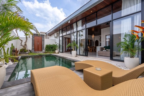 3BR Seseh Villa | Pool & Garden Views, Near Beach in Canggu, Bali — image 8