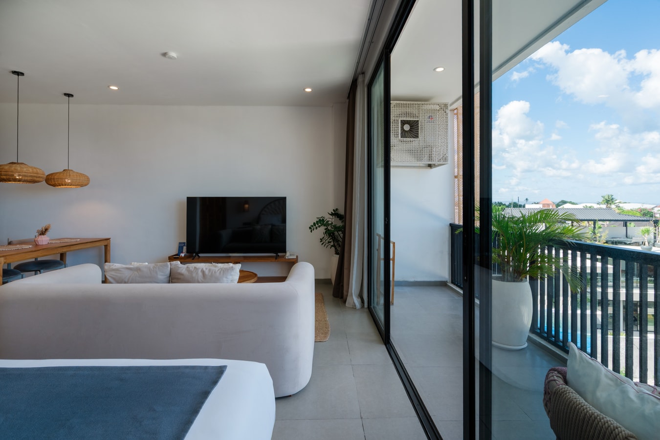SB Ocean 406 - 1BR with Balcony and Pool, Canggu - Canggu, Bali — image 19