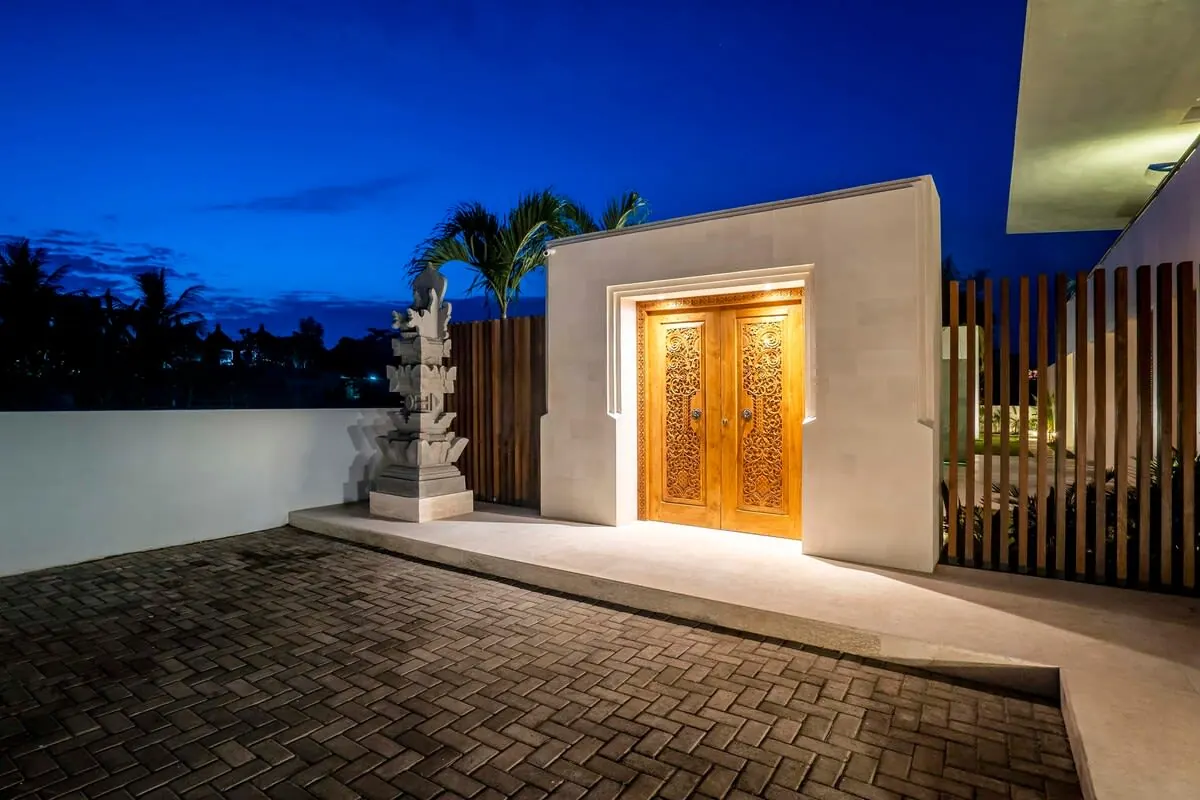 6 BR Rice-Field Modern Villa Ubud — 6BR Villa Rental in Ubud — image 4
